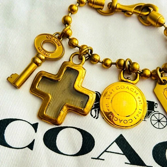 💰SOLD💰Vintage Coach 1941 Charm Bracelet - Picture 11 of 15